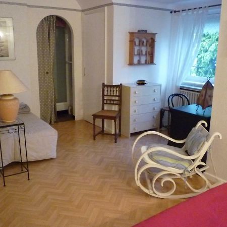 Bed and Breakfast Au Vieux Cedre Mouvaux Exterior foto